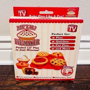 NEW My Lil Pie Maker Set Bakeware Set Dessert Holiday